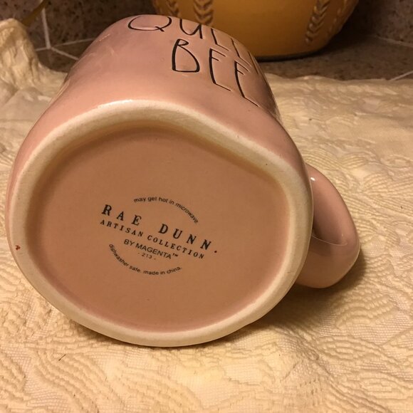 NWOT Rae Dunn Pink Queen Bee Mug - Picture 3 of 4